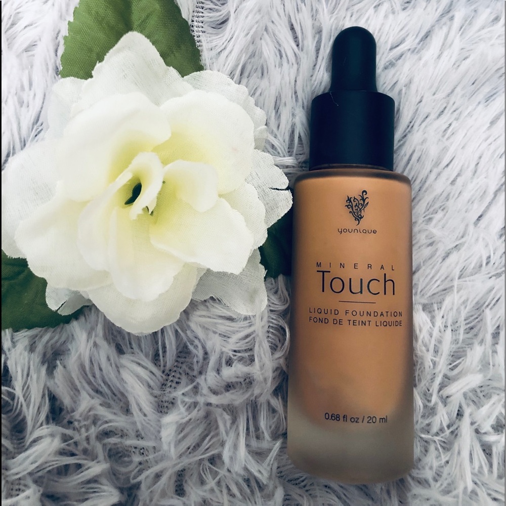 Mineral Touch liquid Foundation
